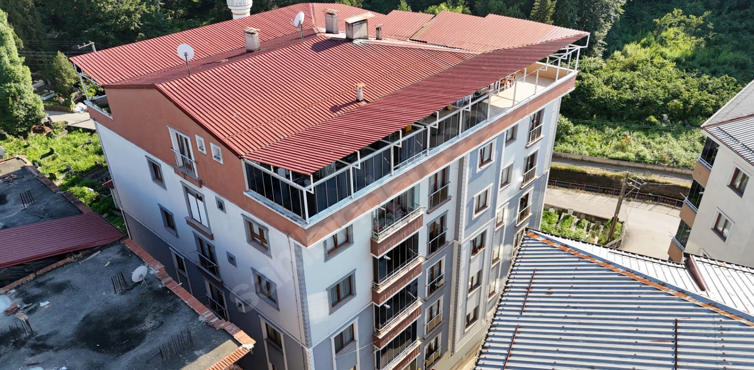 SÜRMENE DE DOĞAYLA DENİZLE İÇ İÇE 520 M2 NET MERKEZİ KONUMDA DUBLEKS